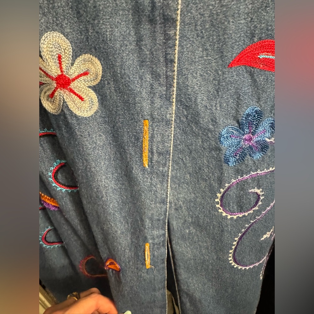 Embroidered Jacket - Picture 3 of 6